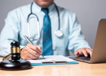 Defective Drug Recalls Lawyer Detroit